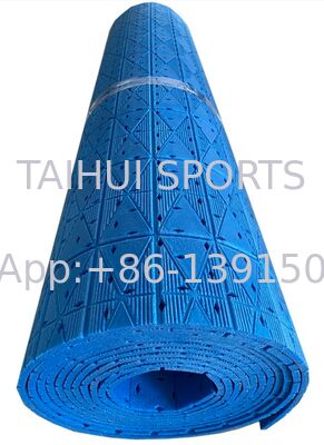 Νέο στυλ Τυποποιημένο PE Foam Underlay Shock Pad 8mm 10mm 12mm με ύφασμα υπό τεχνητό γρασίδι για ποδόσφαιρο FIFA Field