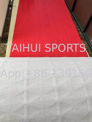 8mm-100mm συγκλονιστικό pad υποστρώμα Αντιστατικό για το αθλητικό πεδίο