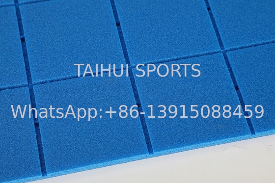 12mm 15mm 20mm Προσυσκευασμένα PE Foam Shock Pads Δυναμικό αποστράγγισης νερού Ασφάλεια HIC Δοκιμή αντίκτυπου